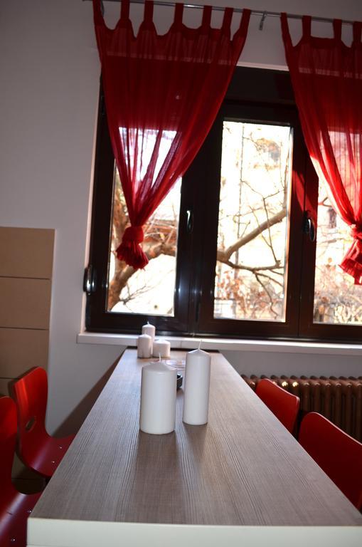 Apartmants Night Lux Ni 객실 사진