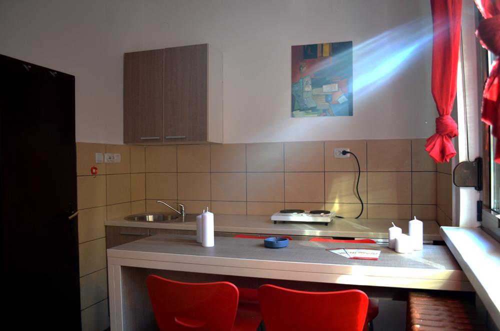 Apartmants Night Lux Ni 객실 사진